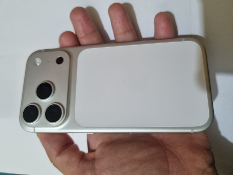 Iphone 17 Pro (E-sim)
