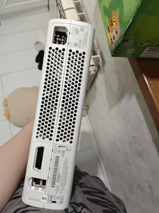 Xbox 360. С коробкой