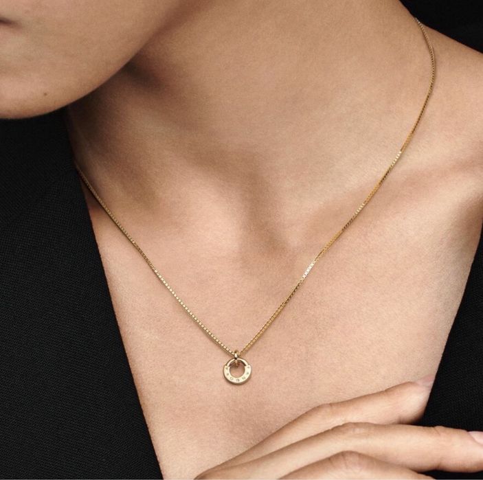 Колье с кулоном Pandora золото 585