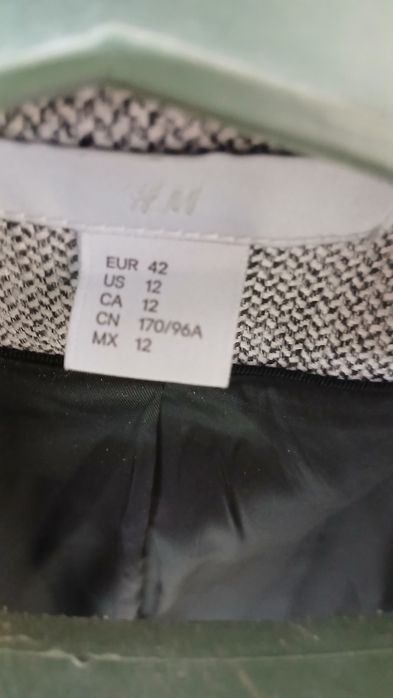 Пиджаки продам 3000 тг