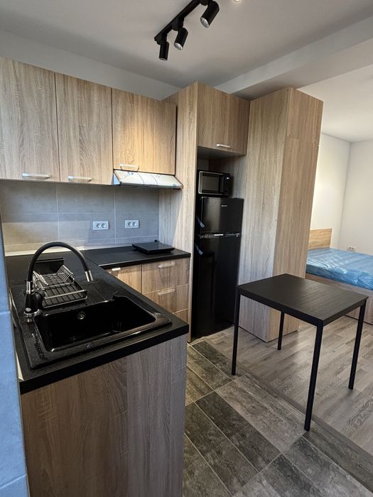 Indisponibil s-a inchiriat