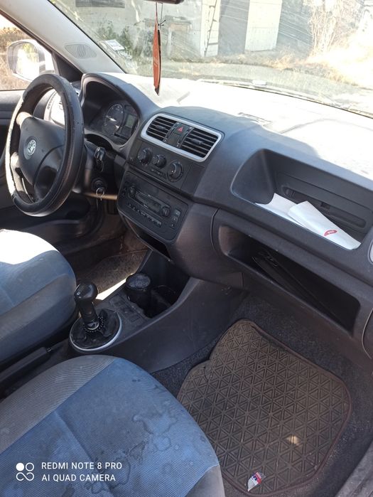 Шкода Фабия на части