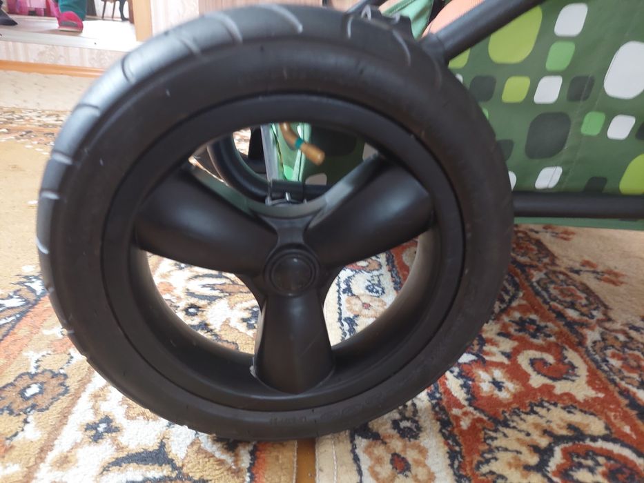 Продам коляску детскую