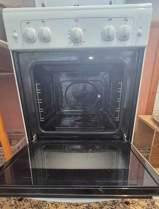 Продается газовая плита GEFEST