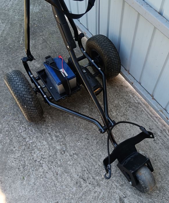 Căruț electric, pliabil, cu umbrela, pt crose de golf