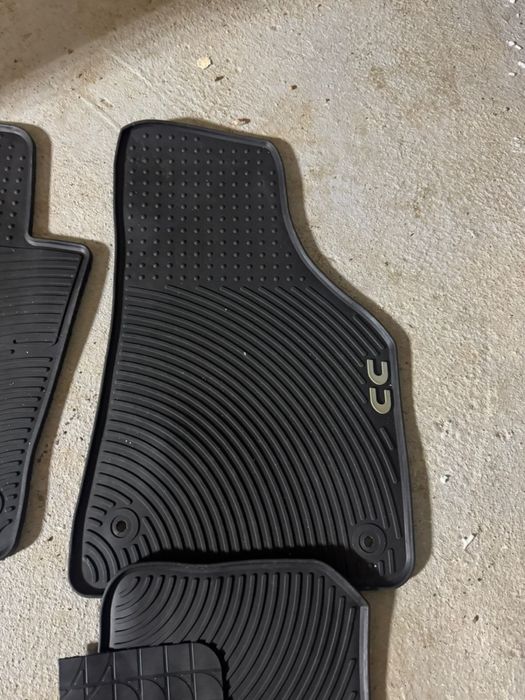 Резиновые коврики Passat CC