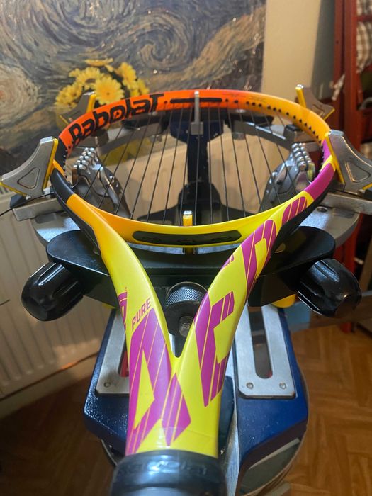 Racordare rachete tenis – rapid, atent și la preț corect