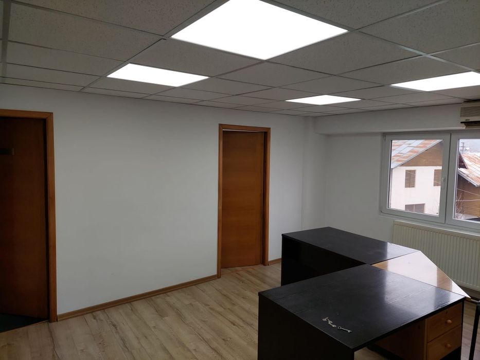 Birouri  spatii comerciale Campina