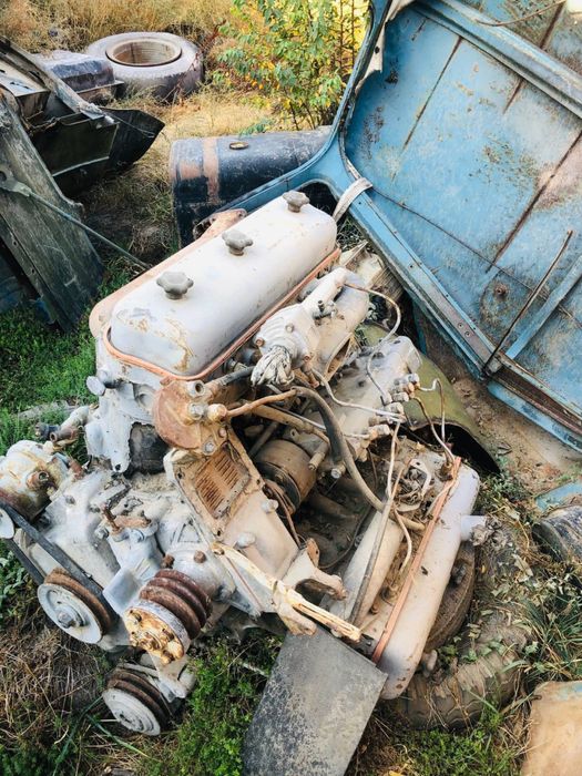 МАЗ матори сотилади