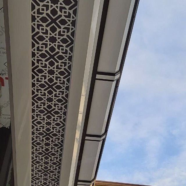 Монтаж АЛЮКОБОНД. Профессиональный мастеры Стаж 16 лет