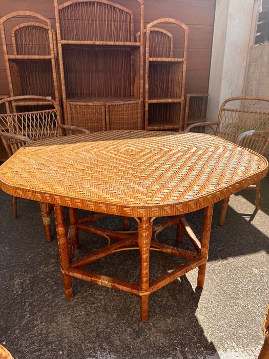 Плетени/ ратанови маса и столове за вила или градина