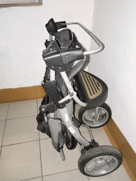 Коляска для двойни