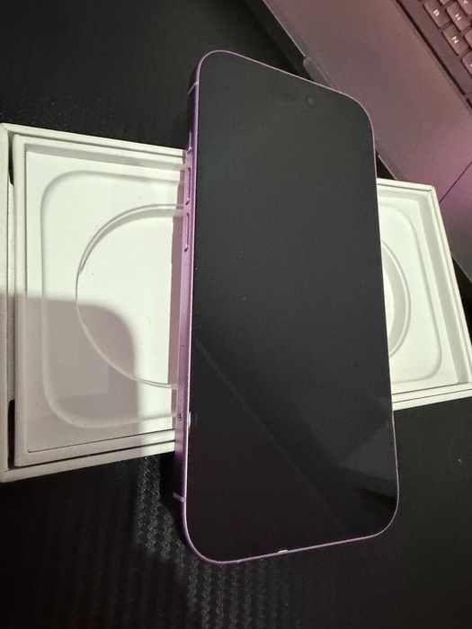 Iphone 16 Roz 10/10 inca in garantie