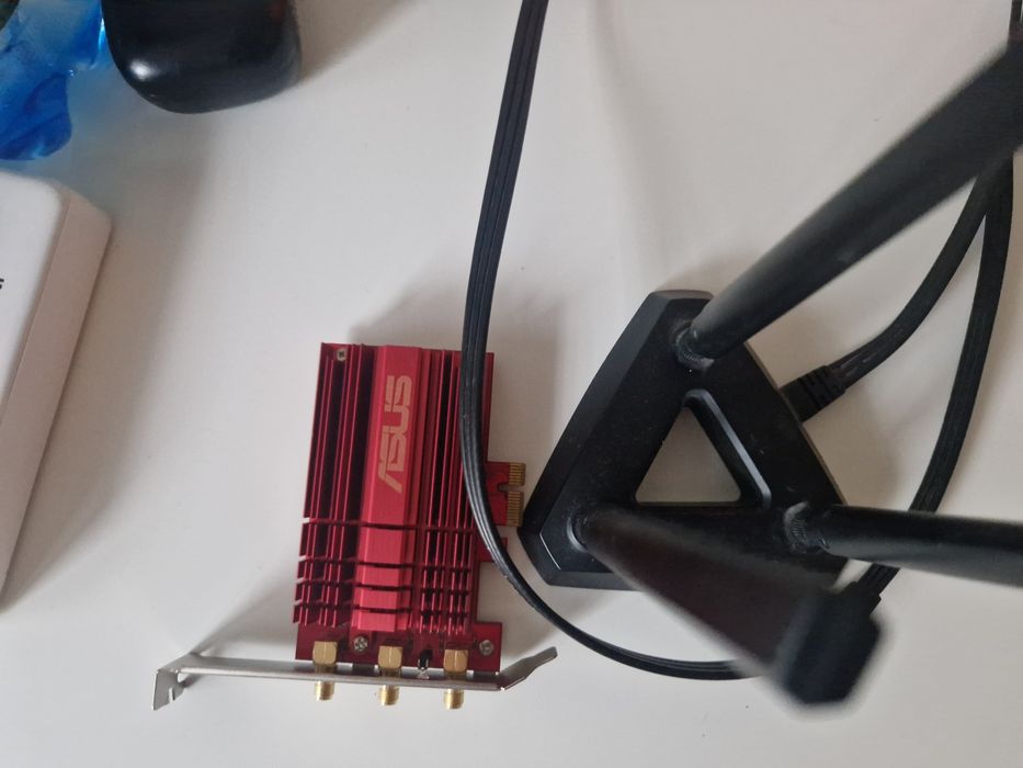 Placa de retea ASUS PCE-AC68, AC1900, PCIe, 3 antene Wi-Fi