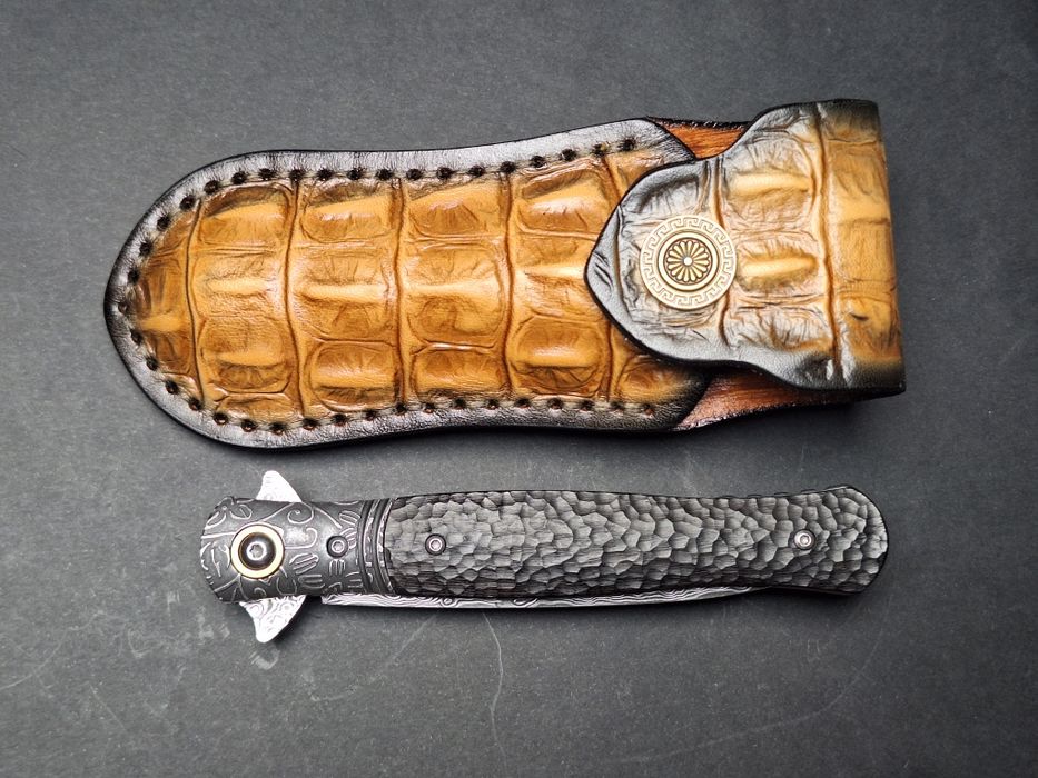 Сгъваем нож от дамаска стомана VG-10 с кожен калъф