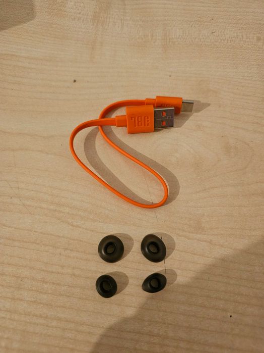 Casti JBL Wave Buds