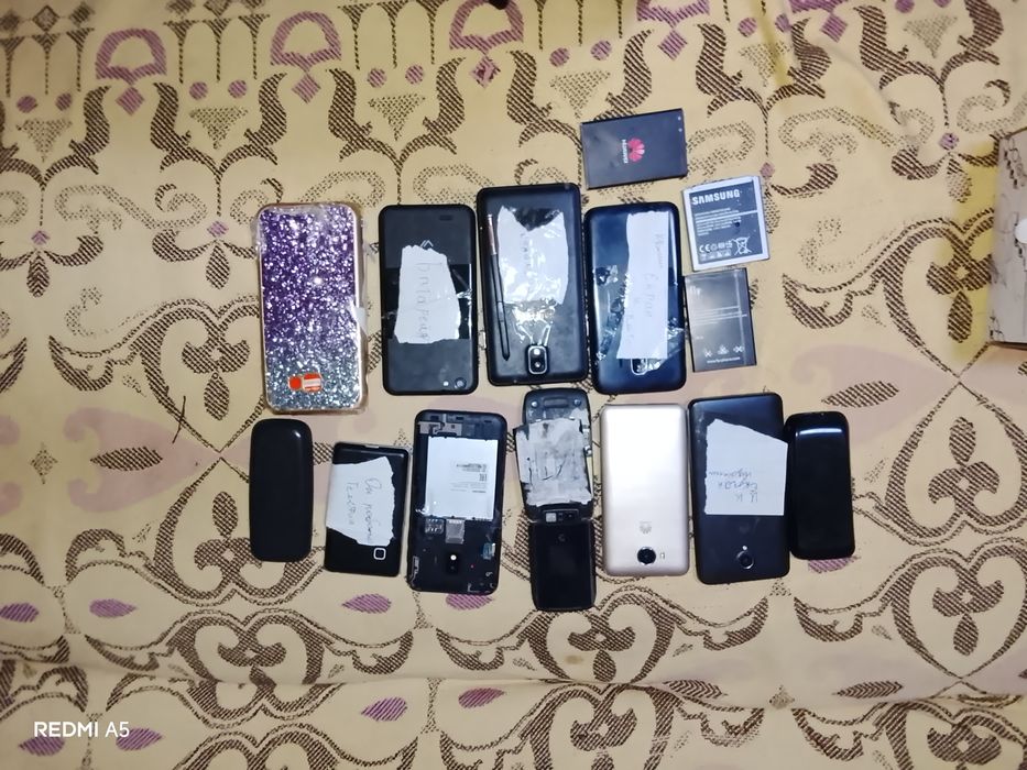 телефон на запчасти