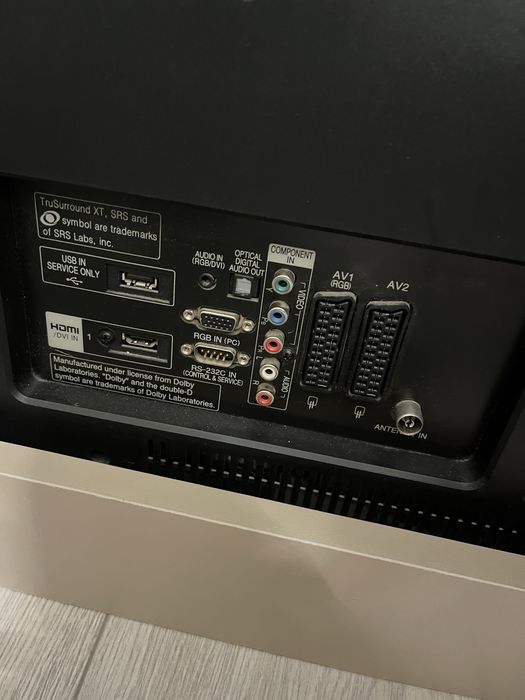 Телевизор LG , диагональ 90 примерно, черный ,