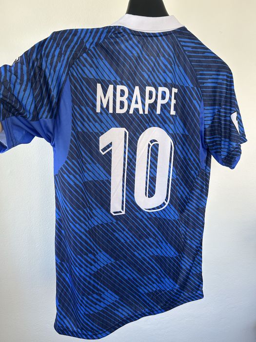 Tricou Mbappe Franta (NEPURTAT)