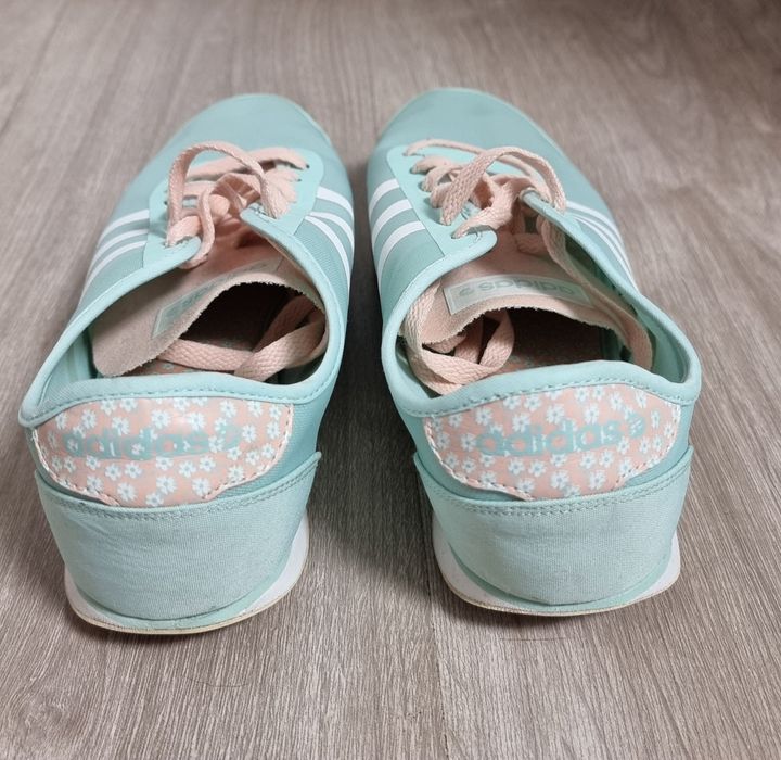 Pantofi sport Adidas Neo Groove TM W