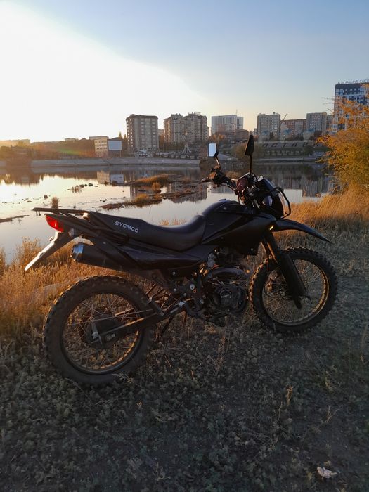 Продам мотоцикл эндуро торг