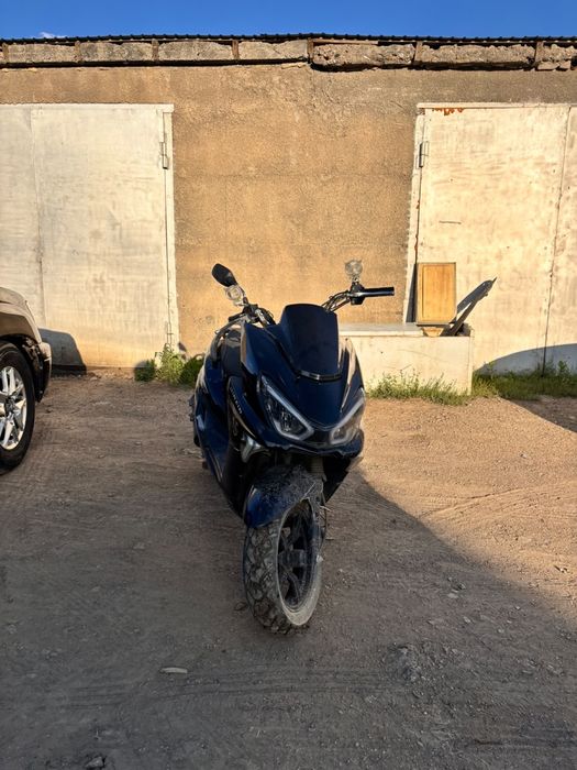 Продам макси 150куб