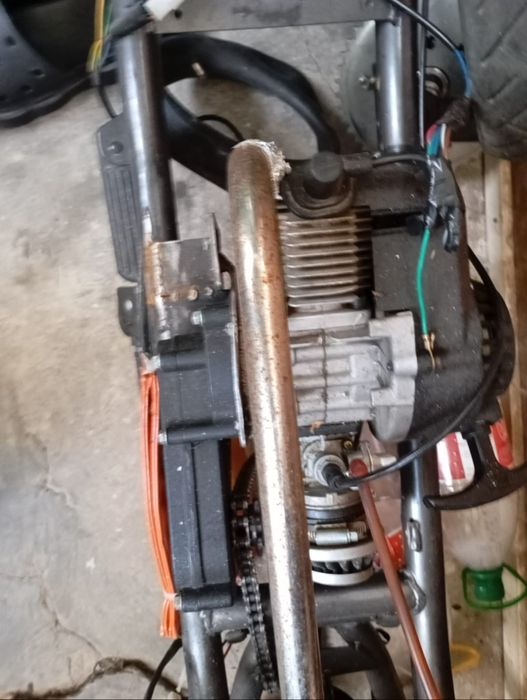 Двигател на кросово моторче 49 куб.