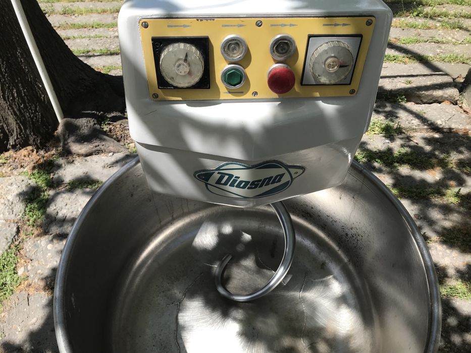 спирална тестомесачка DIOSNA SP 120D