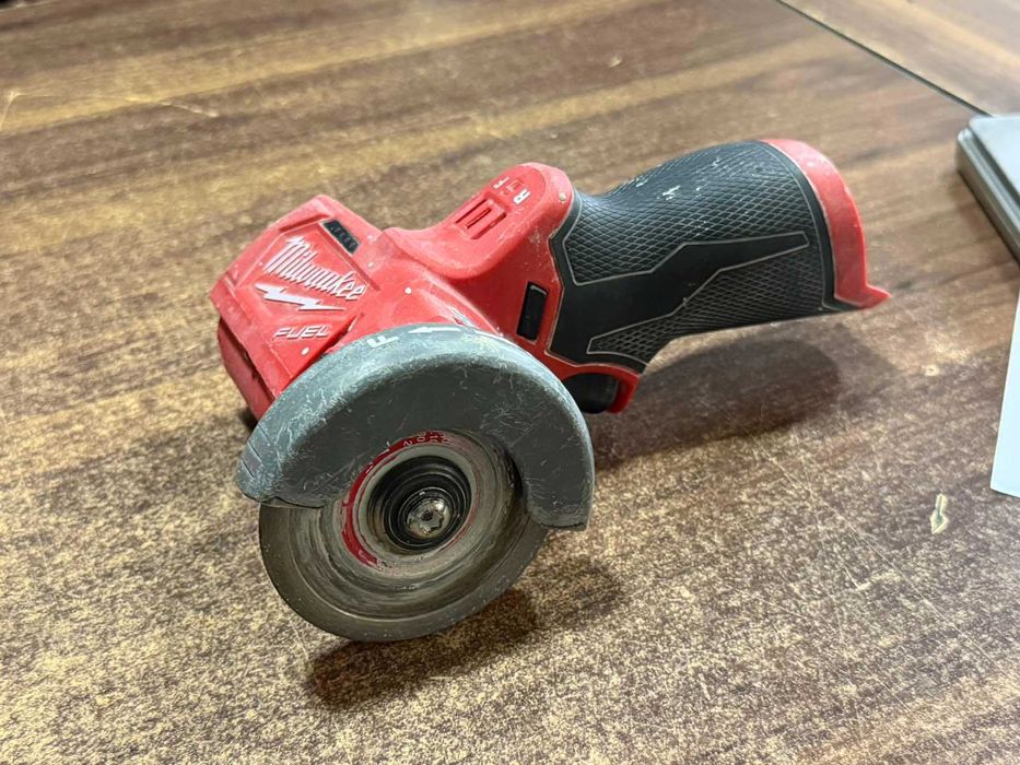 Мини ъглошлайф Milwaukee F12 FCOT