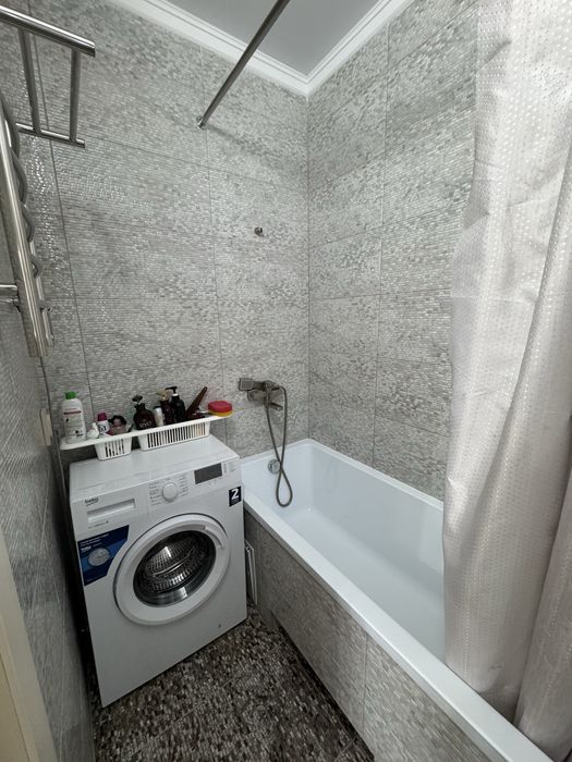 Подселение девушка