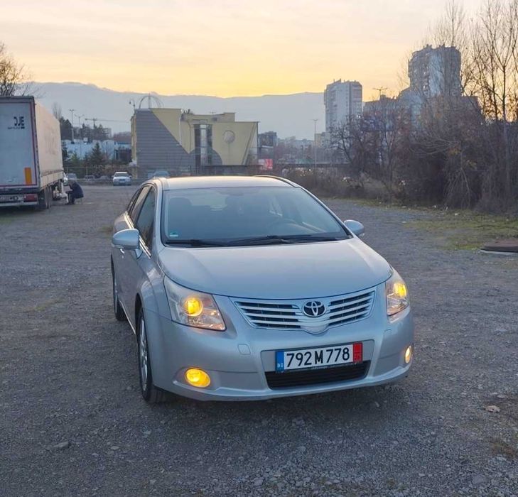 Тойота Авенсис/ Toyota Avensis 2010