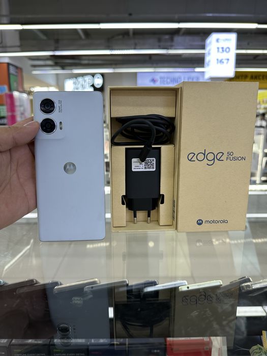 Edge 50 fuson 5G. 12/512