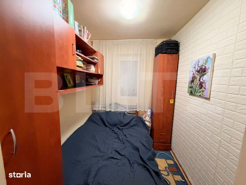 Apartament cu 3 camere, centrala si AC, Craiovita-Materna