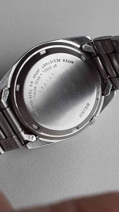 Часы наручные...