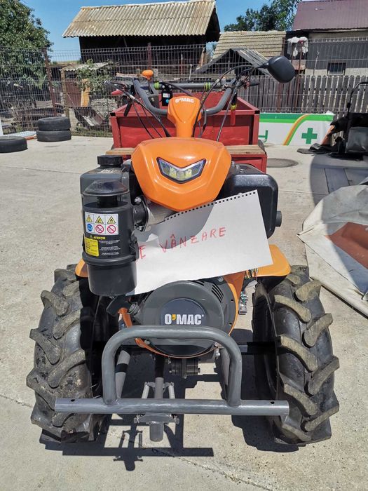 Motocultor O'MAC MC 12000E-D echipat cu remorca foarte incapatoare cu frana de picior