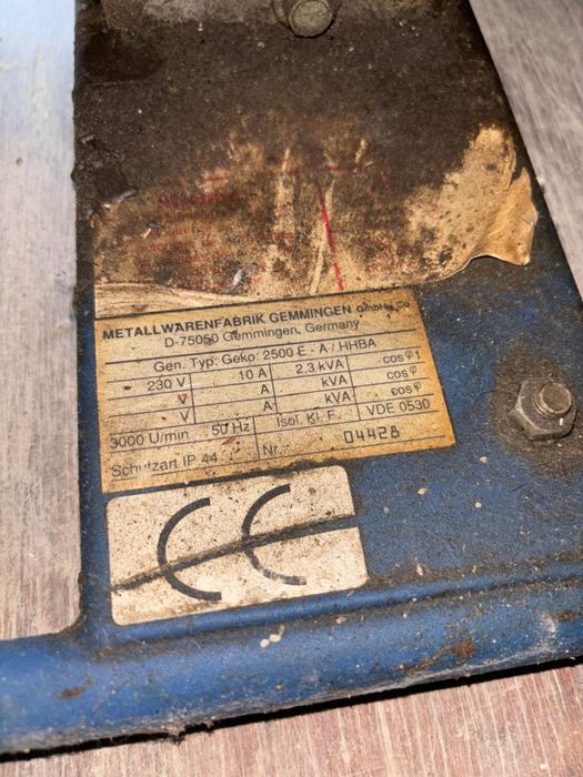 Генератор продам