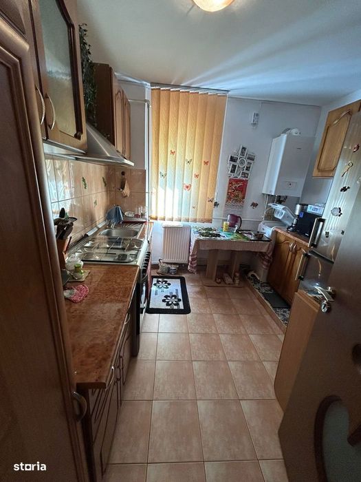 De vanzare apartament 2 camere, zona Cresei de Copii,mobilat, utilat