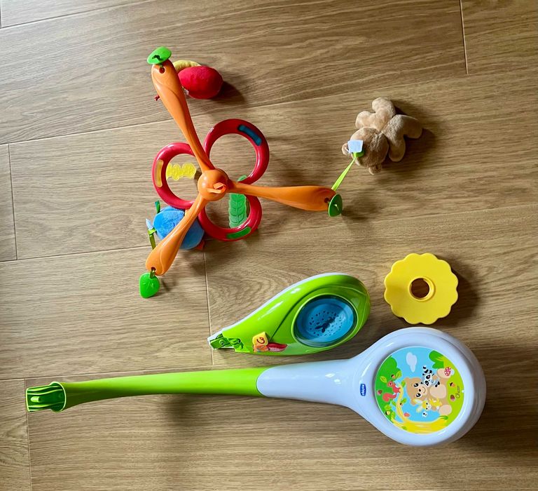 Прожектор-въртележка Chicco Toys Magic Forest