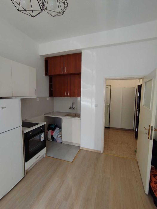 Продава се Едностаен апартамент в Асеновград - 26 кв.м за 1731 €/кв.м - Снимка #2
