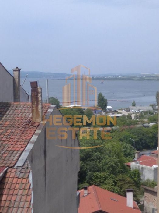 Продава се Двустаен апартамент в Варна, Център - 75 кв.м за 1520 €/кв.м - Снимка #3