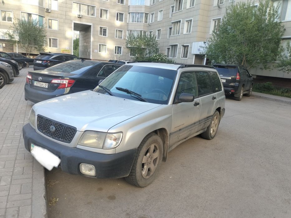 Продам автомашину кроссовер Субару форестор