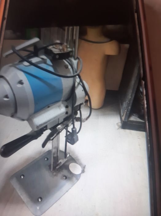 Ассалому алейкум бичув аппарати сотилади