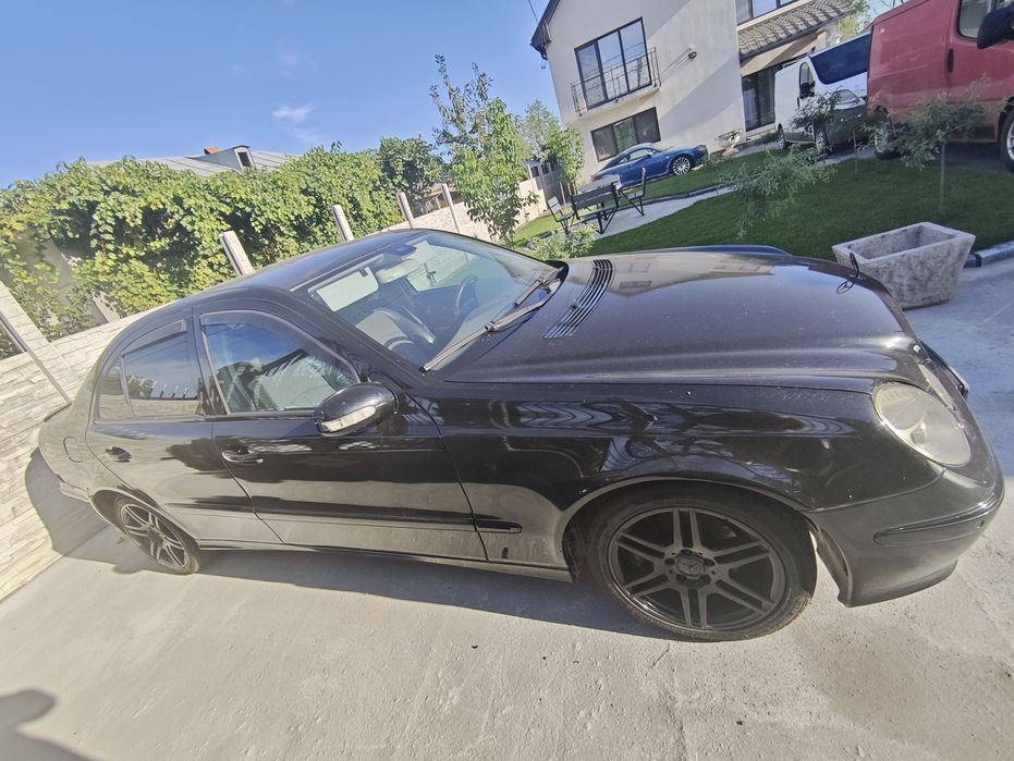 2003 Mercedes E220 CDI