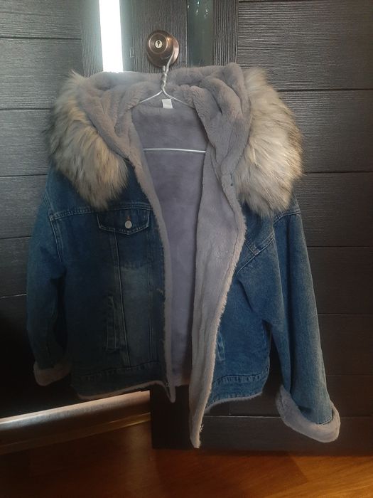 Куртка женская джинсовая