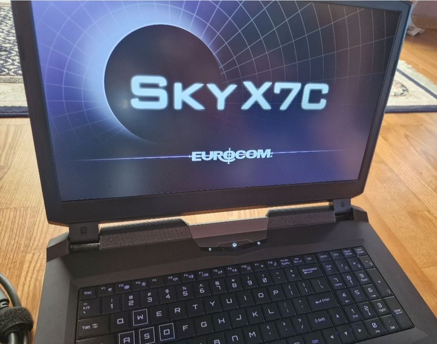 Laptop Eurocom, Sky X7C, cu procesor Intel Core i9 9900K K nou