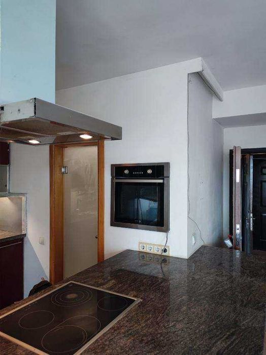 Дава се под наем Тристаен апартамент в София, Лозенец - 80 кв.м за 600 € - Снимка #2