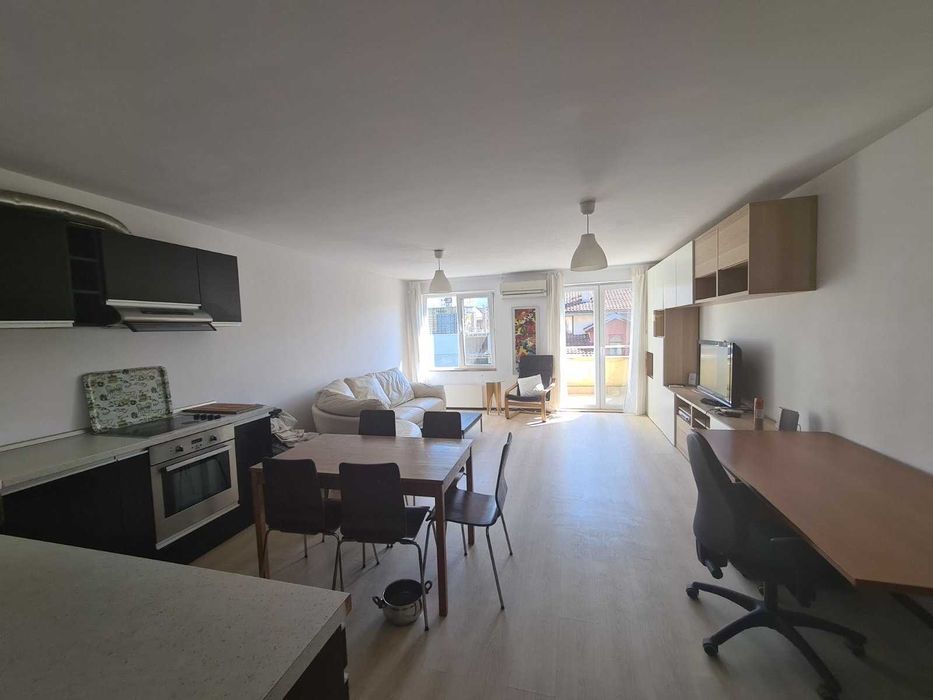 Дава се под наем Двустаен апартамент в София, Зона Б-18 - 74 кв.м за 614 € - Снимка #2