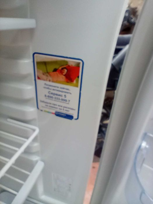 Срочно продам холодильник lg 20000тг.