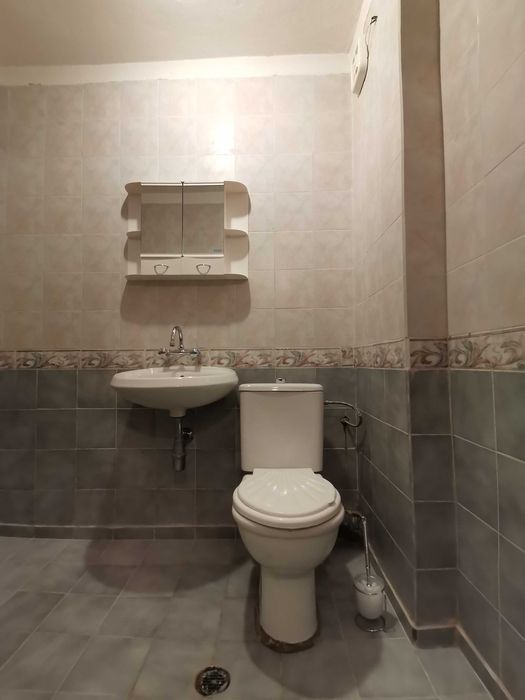 Дава се под наем Двустаен апартамент в Бургас, Братя Миладинови - 76 кв.м за 250 € - Снимка #13