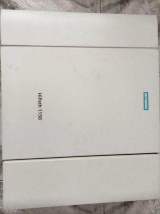 Vand centrala telefonica Siemens HiPath 1150 (pentru piese)